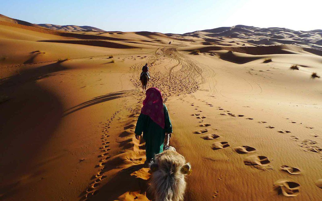 https://ksstravelsmorocco.com/wp-content/uploads/2018/11/camel-ride-18-1024x640.jpg